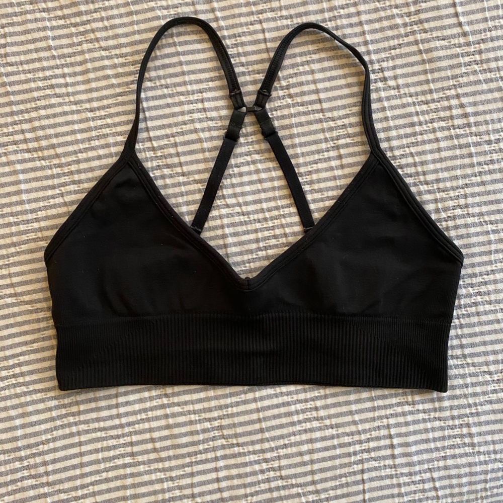 Lululemon Ebb to Street sports bra